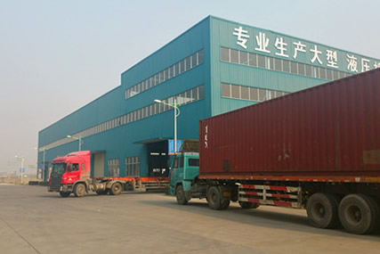 又一批出口剪板機，折彎機，卷板機 發(fā)貨